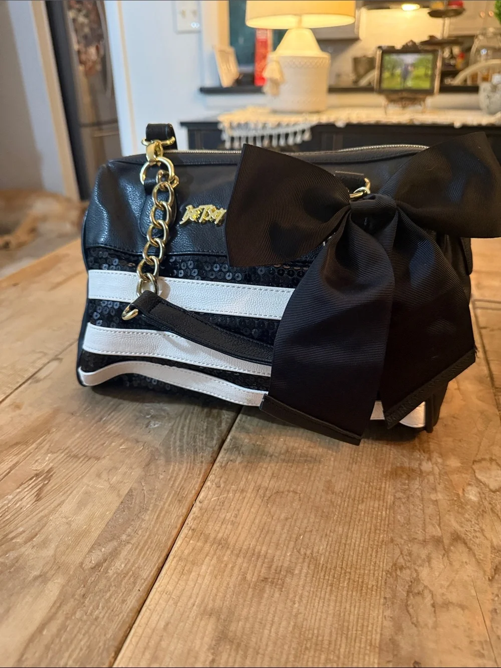 Betsey Johnson chic betsey